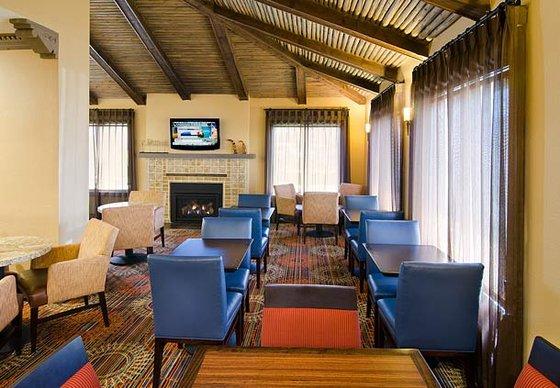 Residence Inn Santa Fe 3*